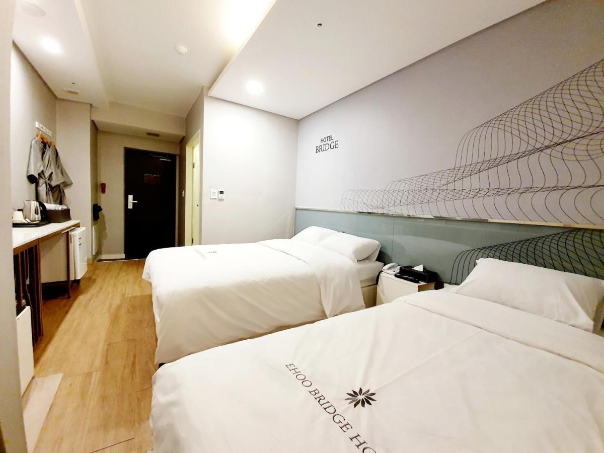 Hotel Bridge Seul Exterior foto